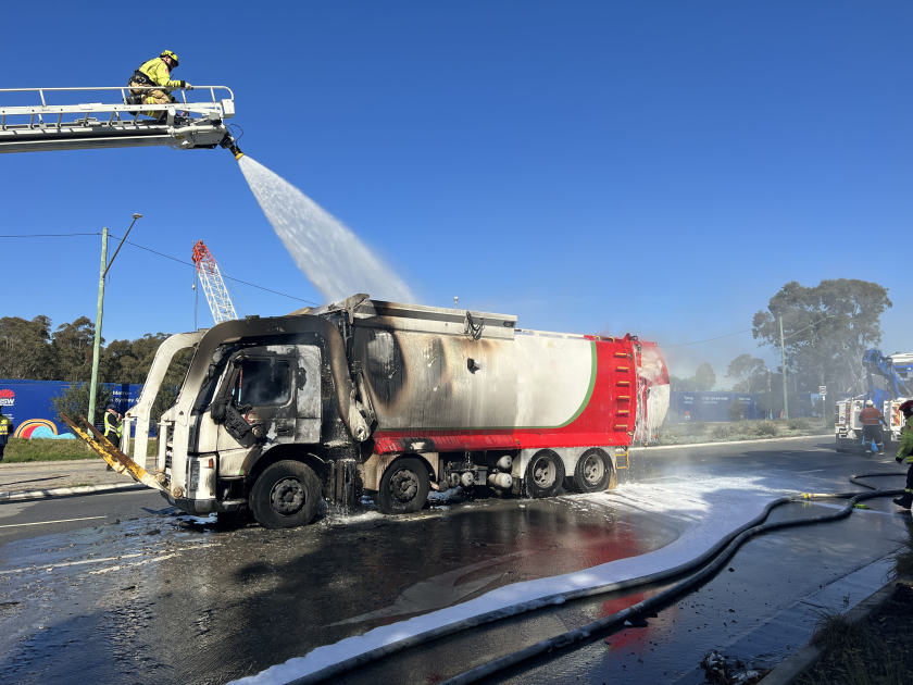 An image relating to the news item Garbage Truck Fire - VIDEO