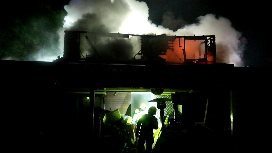 An image relating to the news item Five people escape house fire - VIDEO