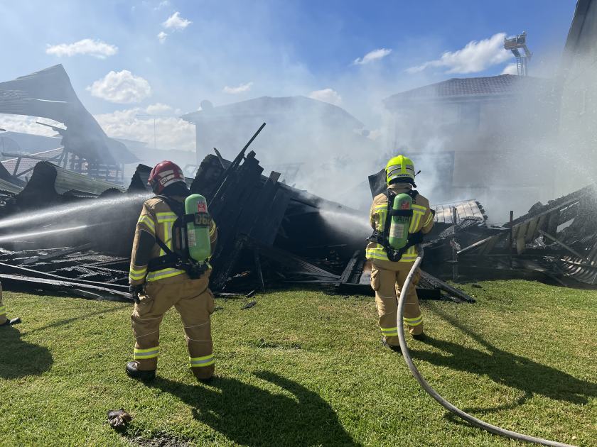 An image relating to the news item Burning building collapse - Update - VIDEO