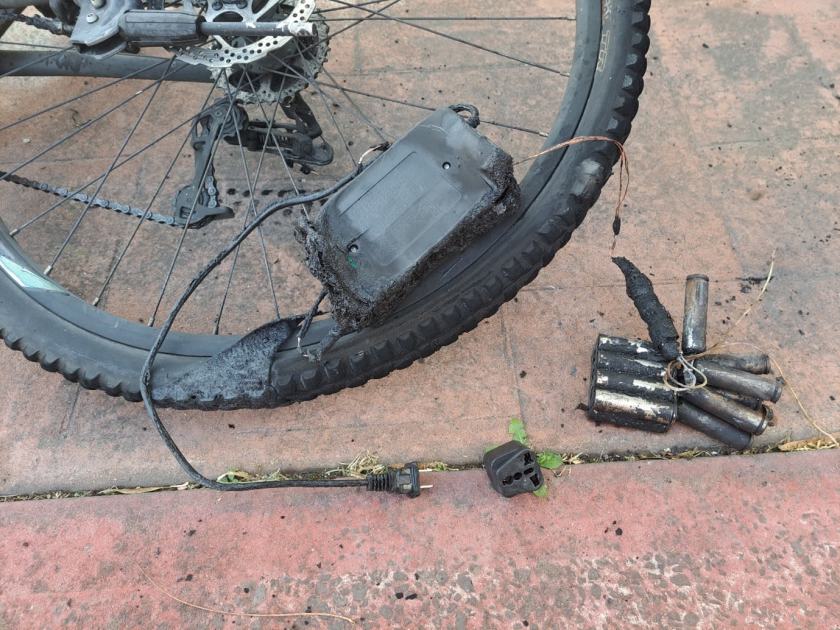 An image relating to the news item MEDIA ALERT - Fire and Rescue NSW to address food delivery riders about e-bike battery dangers