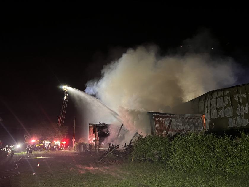 An image relating to the news item Investigators probe major warehouse fire - VIDEO