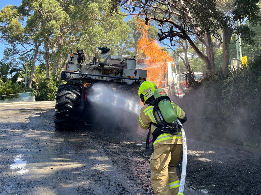 An image relating to the news item Fire crews battle burning gas line - VIDEO