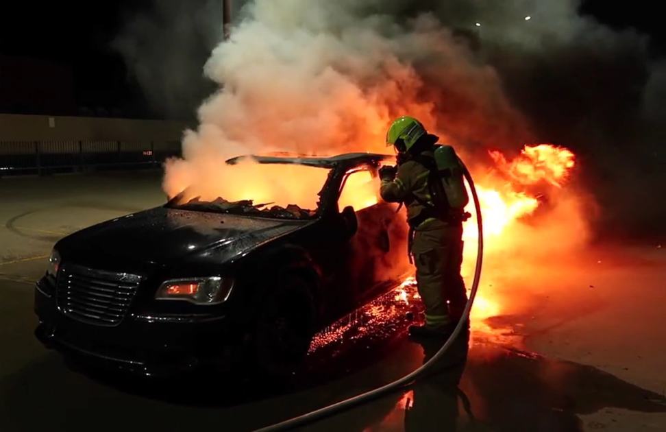 An image relating to the news item Firefighters extinguish car fire in high-rise parking station