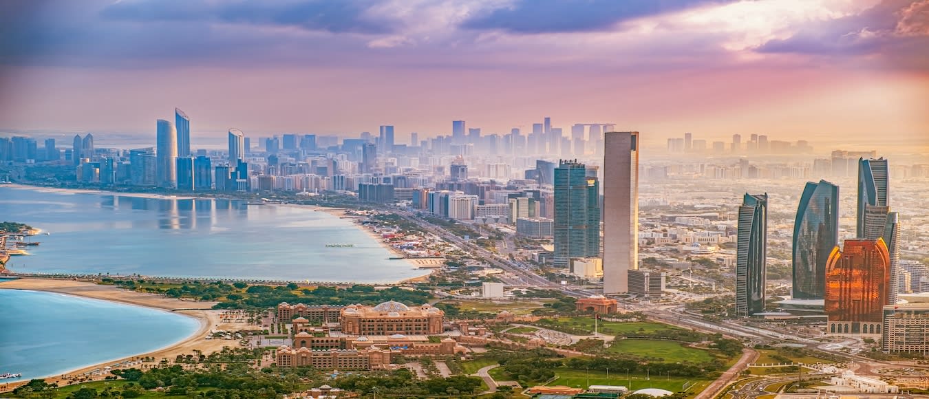 Nach Abu Dhabi in Business Class ab 1.600 Euro