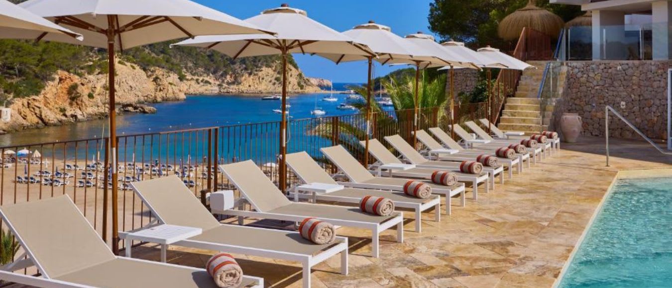 Cala San Miguel Ibiza Resort, Curio Collection by Hilton inkl. Frühstück ab 192 Euro pro Nacht