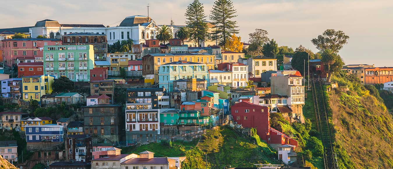 Mit Lufthansa und Swiss in Business Class nach Chile ab 1.526 Euro