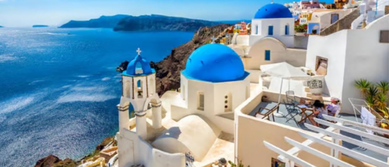 Exklusive Suite mit Privatpool auf Santorin ab 279 Euro inkl. Frühstück und Transfers