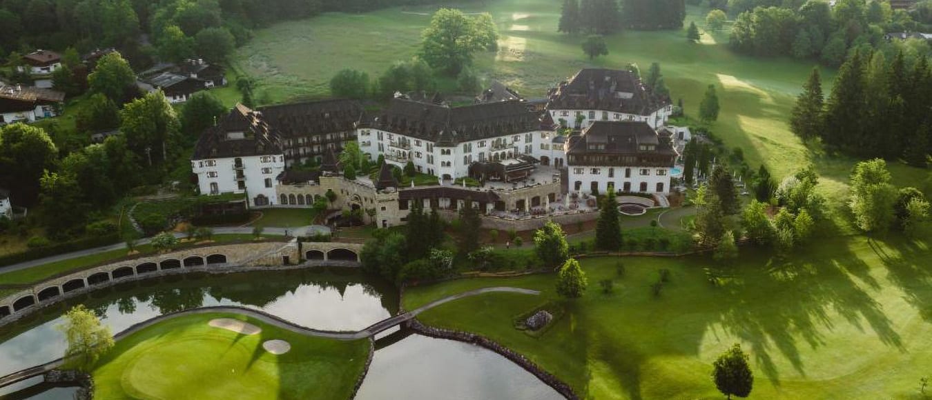 5-Sterne Schlosshotel Kitzbühel inkl. Halbpension und Spa-Zugang ab 359 Euro pro Nacht
