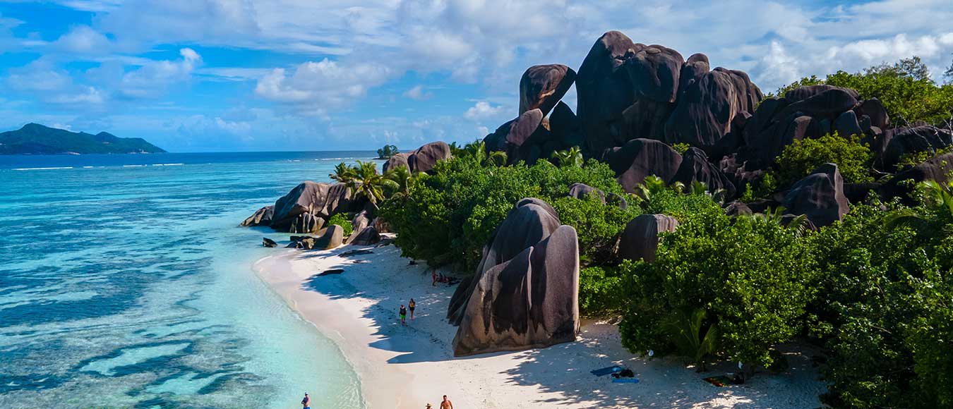 Nonstop von Deutschland auf die Seychellen ab 575 Euro