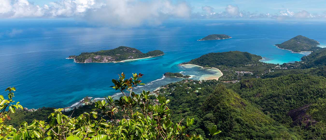 In Business Class auf die Seychellen ab 1.551 Euro, Oman ab 1.472 Euro, Südafrika ab 1.691 Euro und mehr