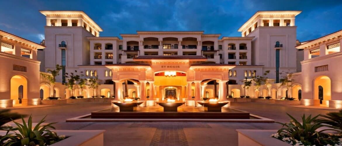 The St. Regis Saadiyat Island Resort inkl. Halbpension ab 259 Euro pro Nacht