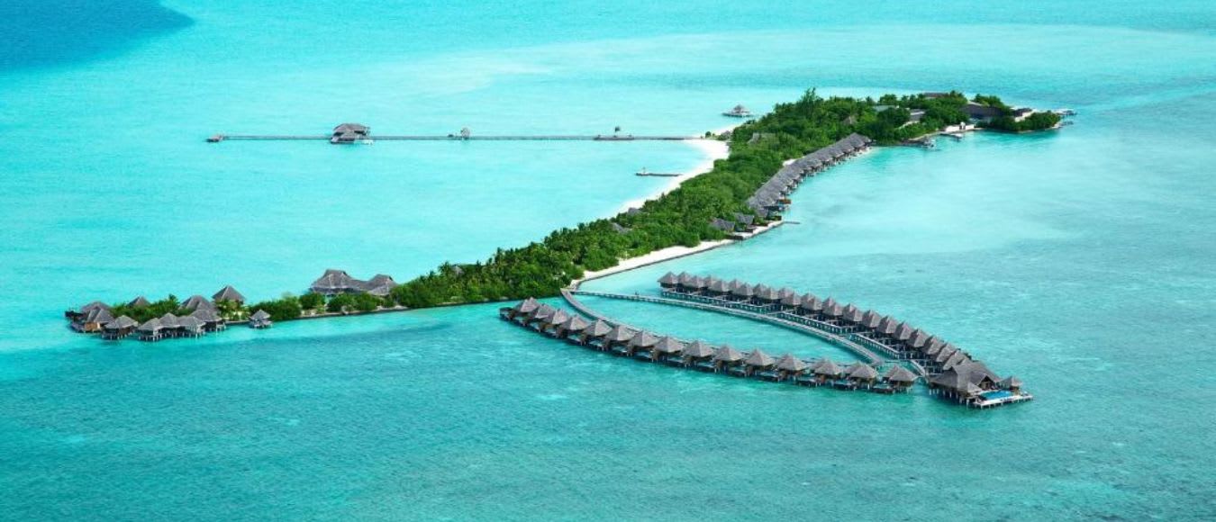Taj Exotica Resort auf den Malediven mit Halbpension, Transfers und mehr ab 737 Euro