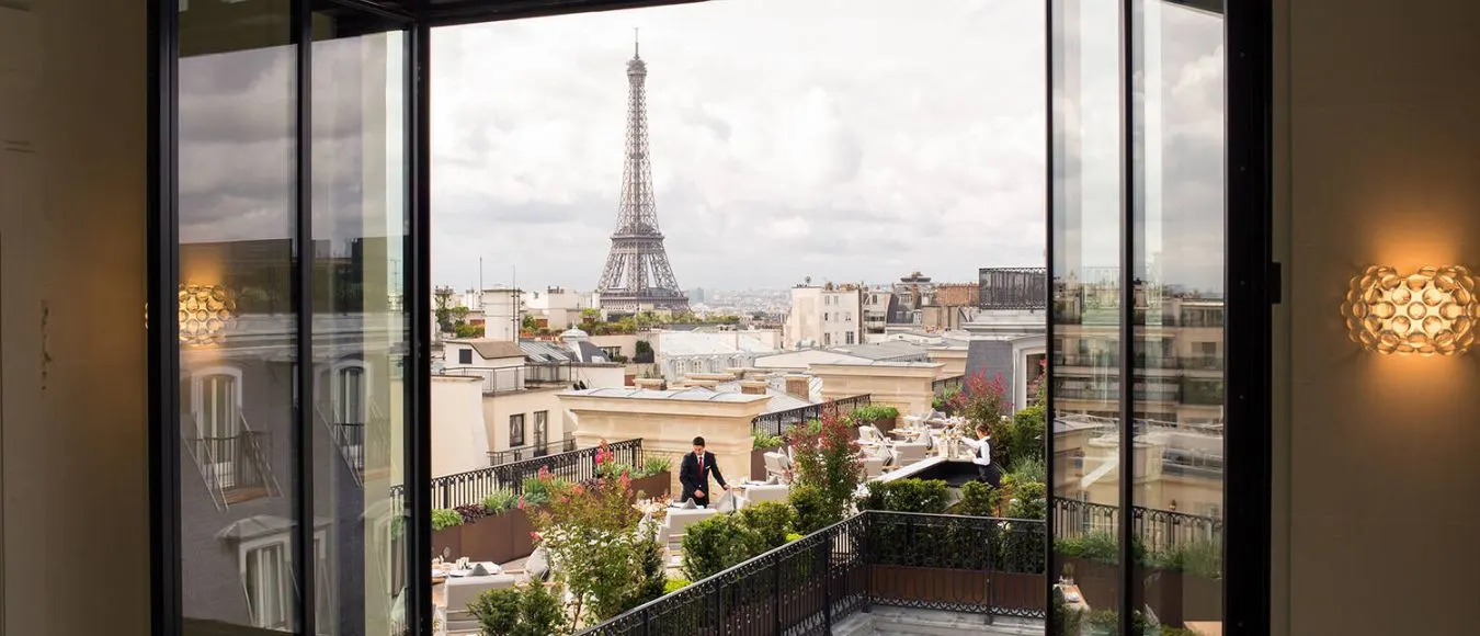4 für 3: Top Luxushotels in Paris mit Freinacht und VIP-Benefits buchen