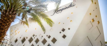 Kempinski Hotel Muscat inkl. Halbpension und Upgrade ab 344 Euro pro Nacht