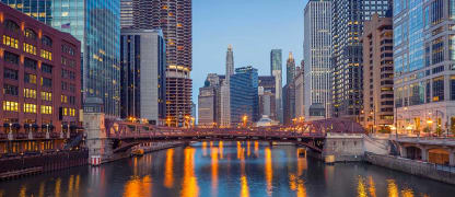 In Premium Economy Class nach Nordamerika ab 561 Euro