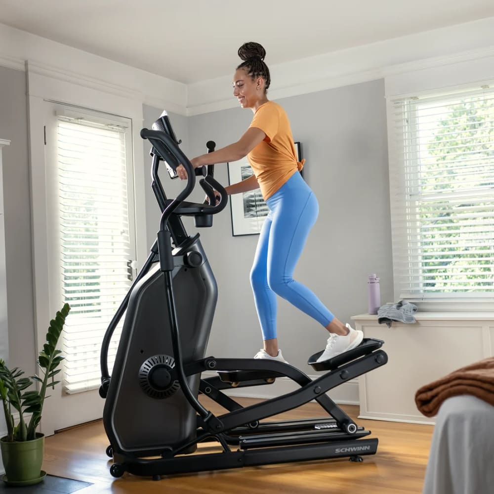 Schwinn 590E Elliptical Cross Trainer