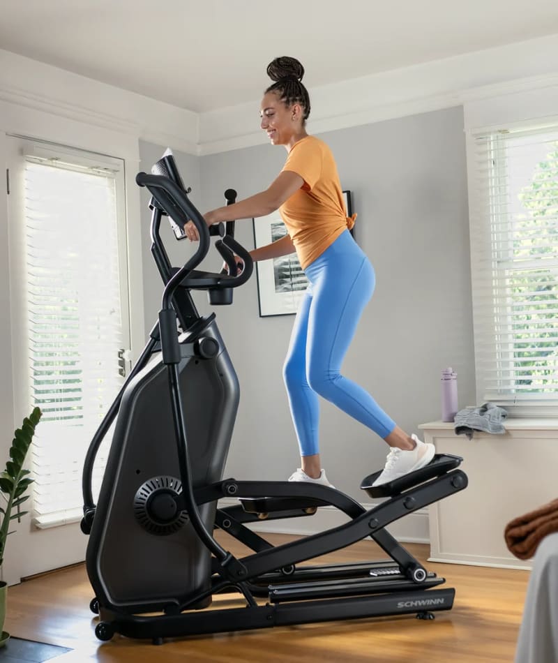Schwinn 590E Elliptical Cross Trainer