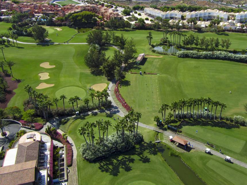 01103606745 golf las americas 9th driving range