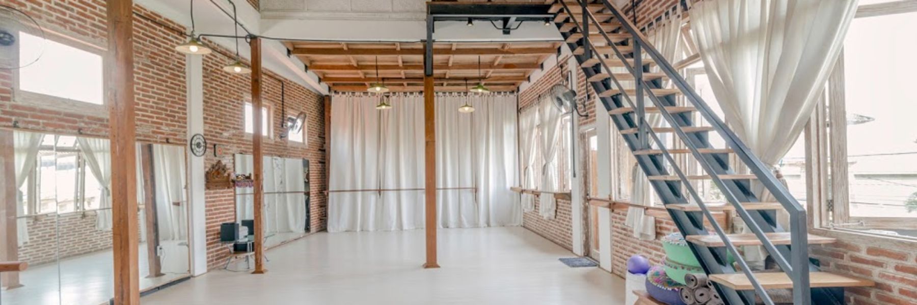 white studio canggu