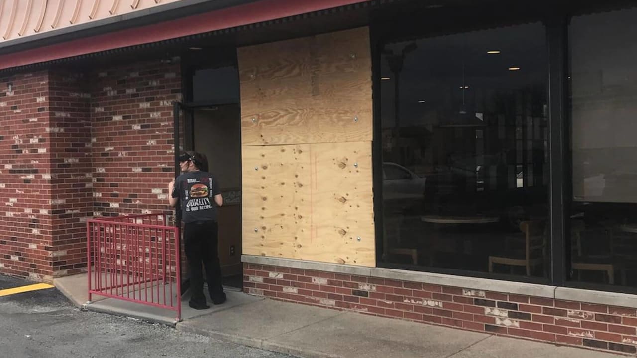 We offer same-day service throughout Pittsburgh. If your business has a broken window or glass door, call us for board-up service.