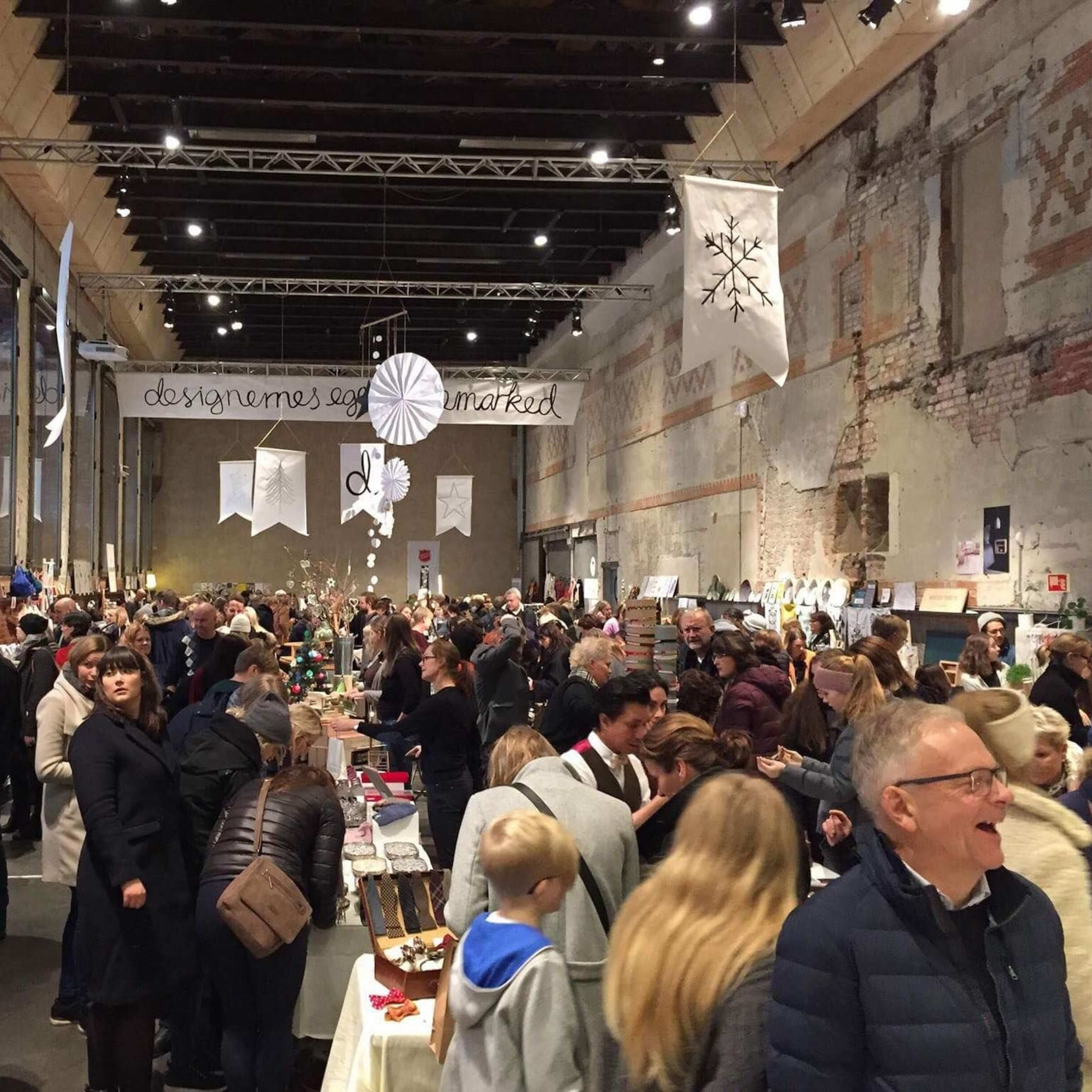 Designers' Own Christmas Market in Oslo is a popular event for the city´s locals.