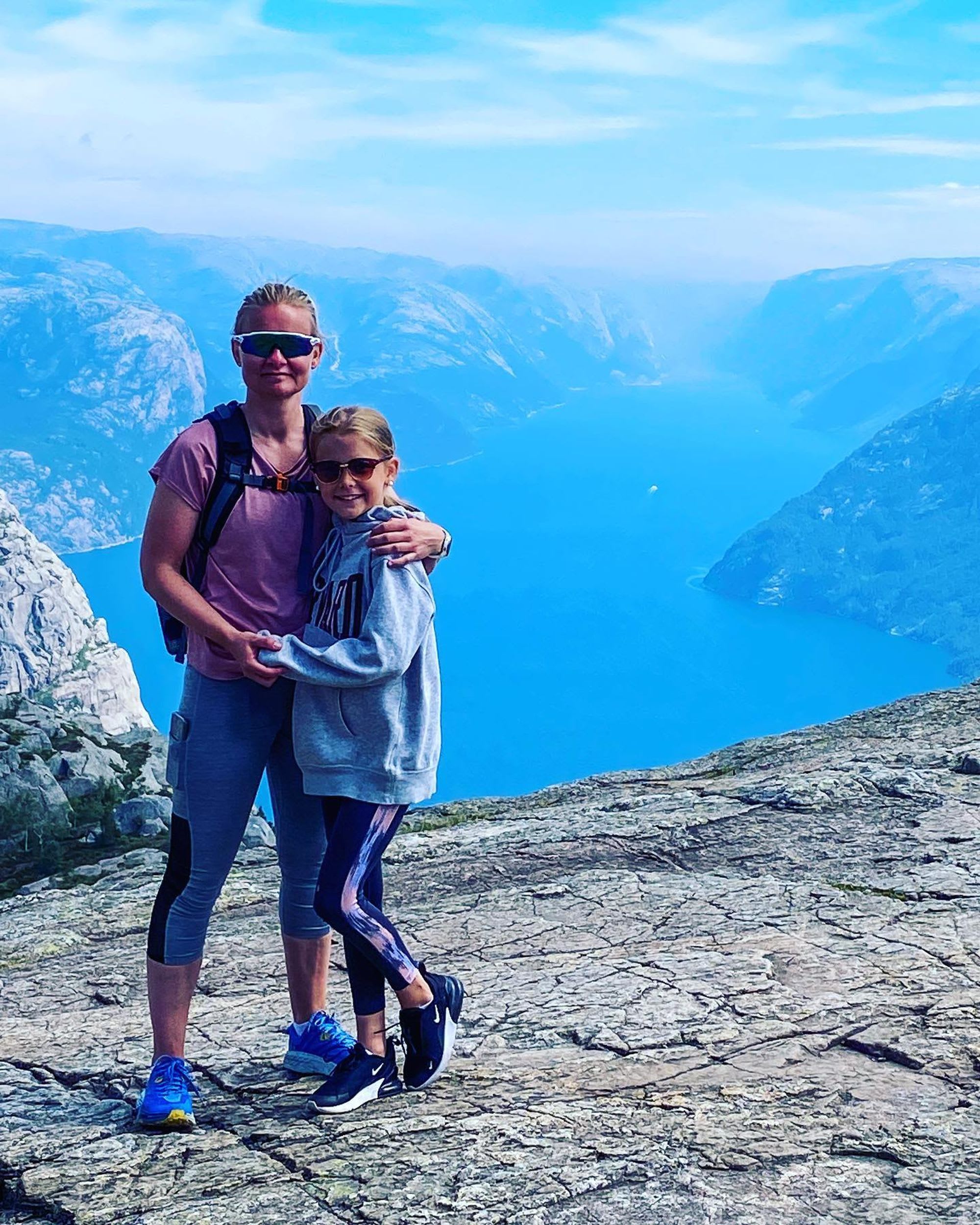 Norwegian holiday with children at Preikestolen