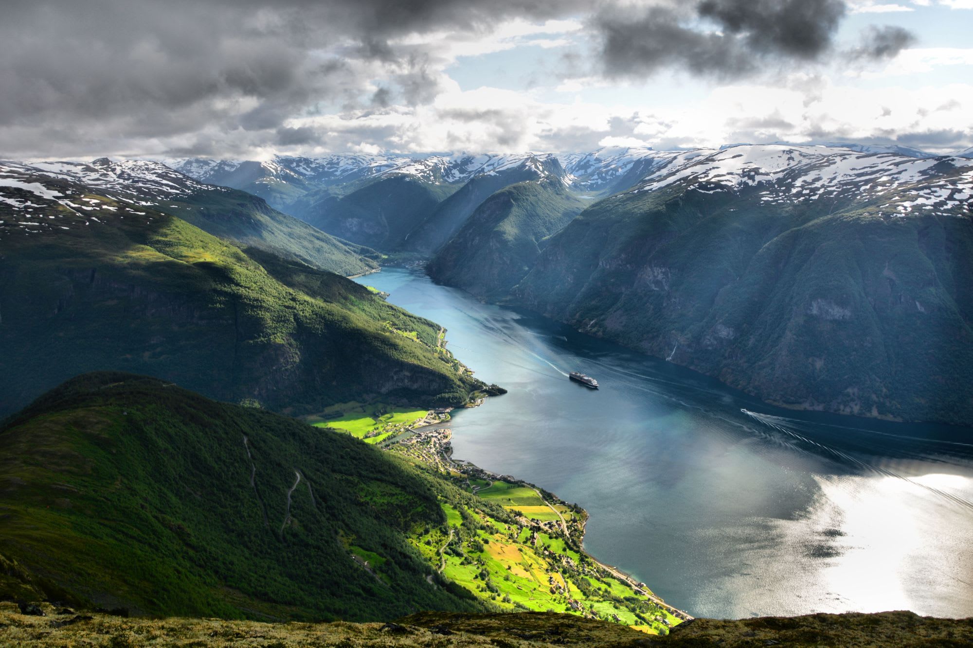 Overview of the Aurlandsfjord, often referred to as the “Grand Canyon” of Norway, is a sight you do not want to miss.
