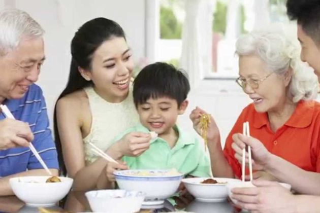 Chinese family Chinese family