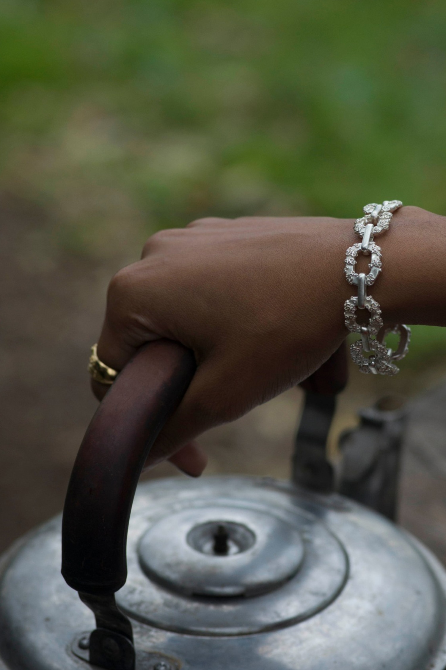 YOSTER ブレスレット Bird Nest Bracelet SILVER Bird Nest Bracelet Silver by Yoster | FLAIR