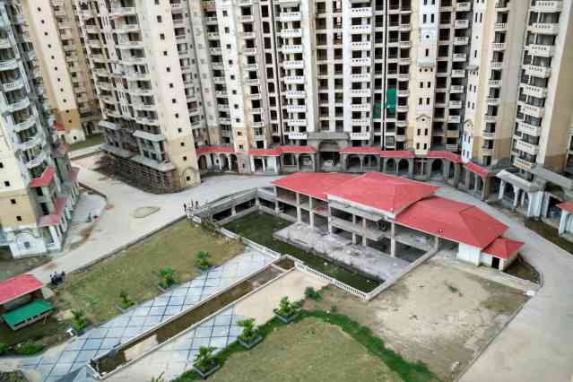 FlatGradings - Amrapali Sapphire Phase-II