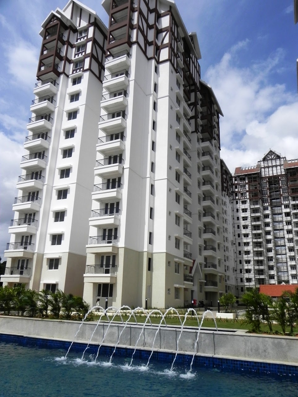 Prestige Notting Hill at Bannerghatta Road in Bangalore by Prestige