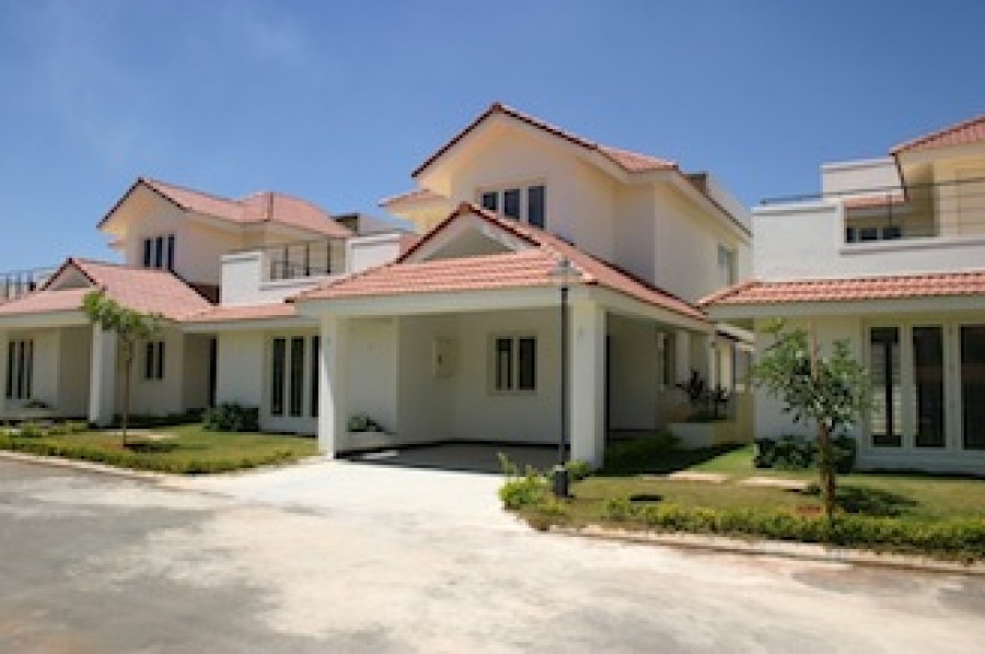 Mulberry Meadows at Devanahalli in Bangalore by Saran Developers and