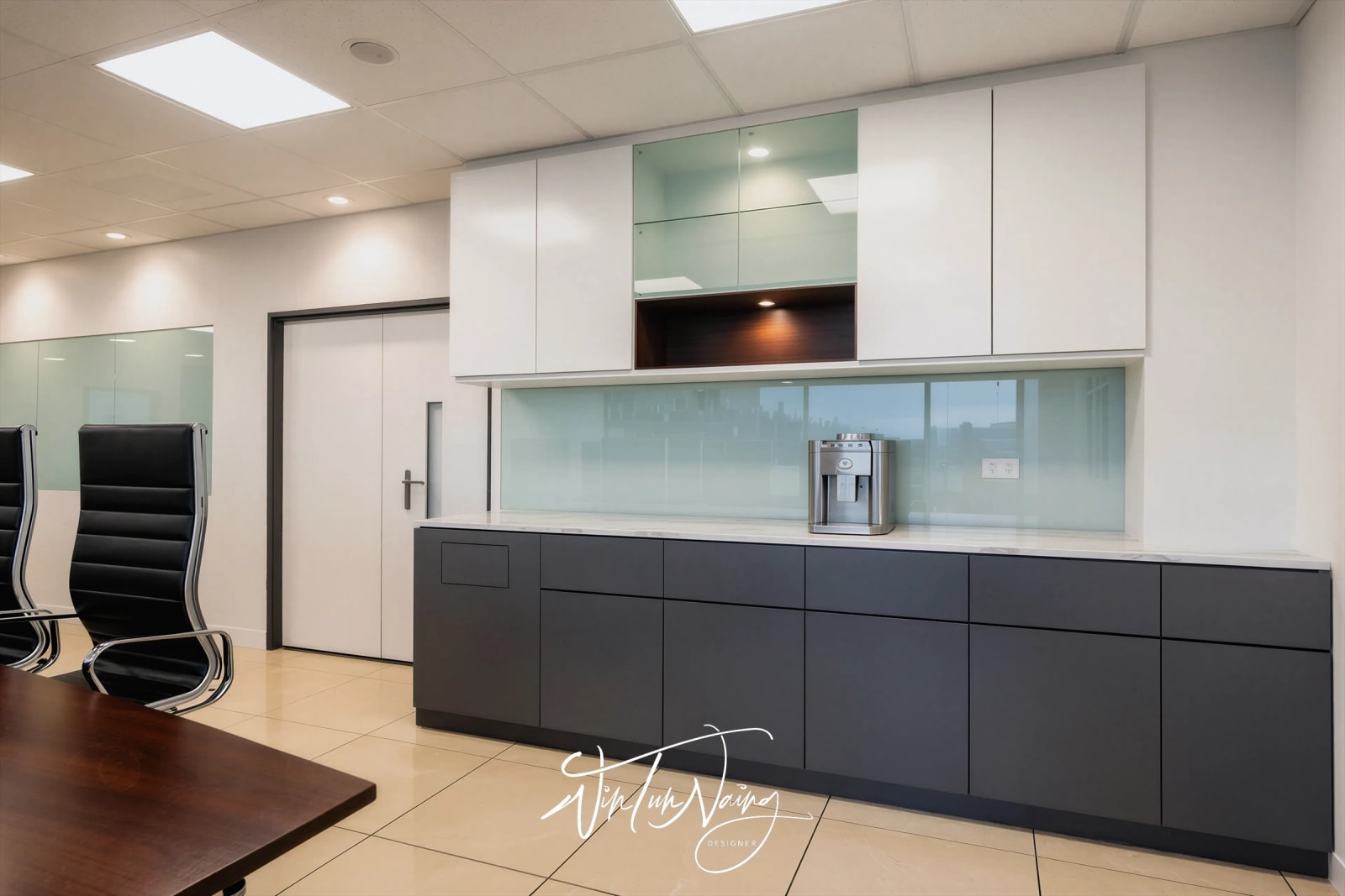 Ravenscroft _ Pantry _ View 03