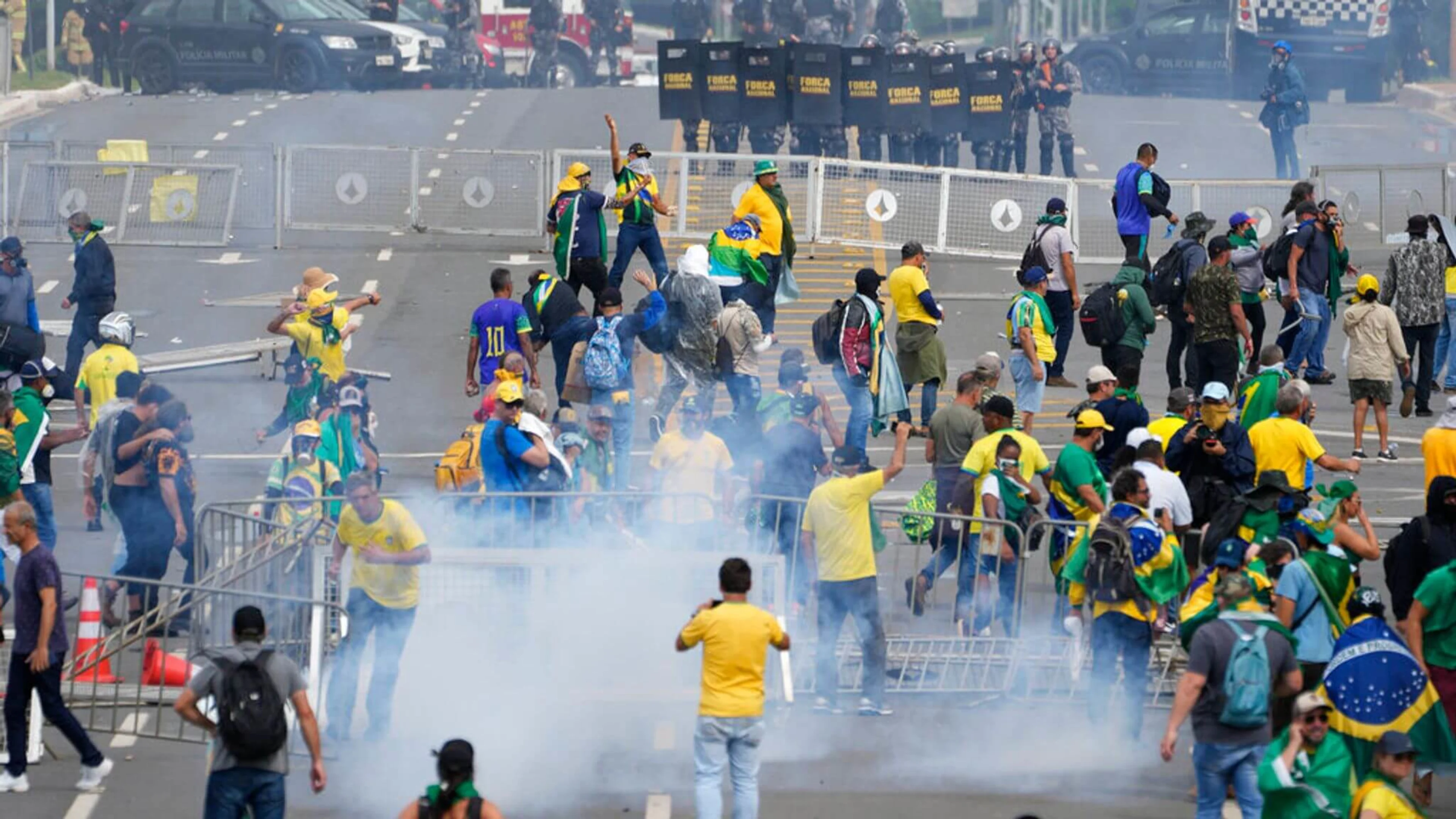 On January 8th, demonstrations by pro-Bolsonaro protestors erupted into violent confrontations near the Planalto Palace in Brasilia.