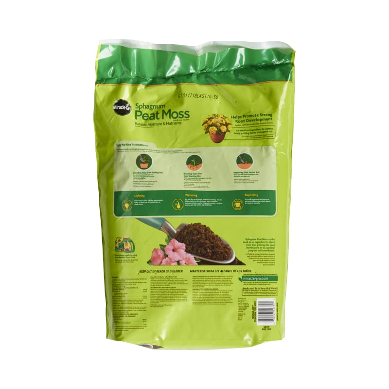 Miracle-Gro Sphagnum Peat Moss 8 qt. - Wilco Farm Stores