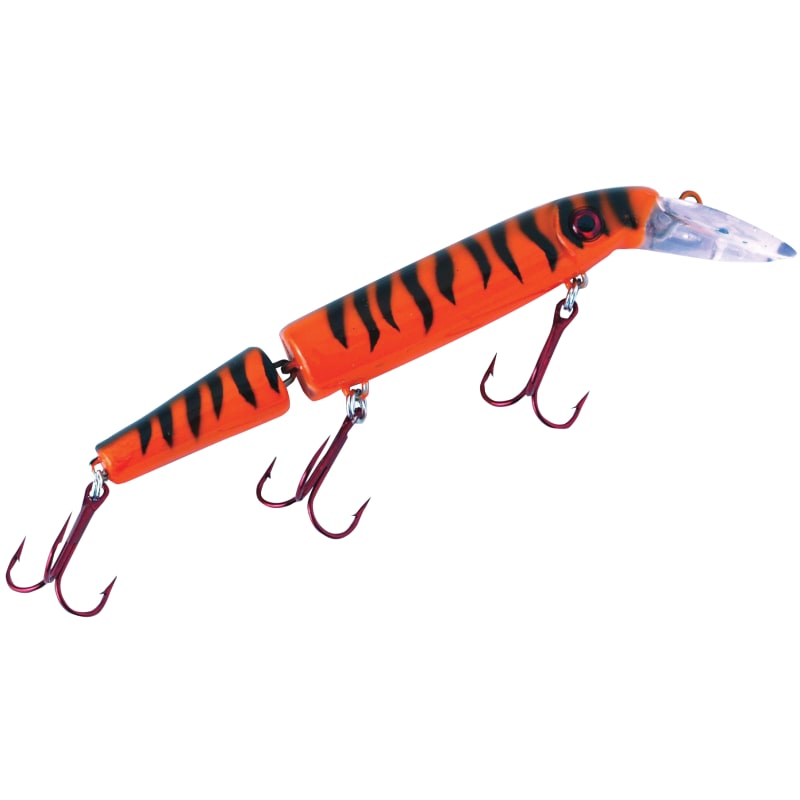 Wrangler Cisco Kid 7 in Orange Tiger Jointed Crankbait by Suick at Fleet  Farm