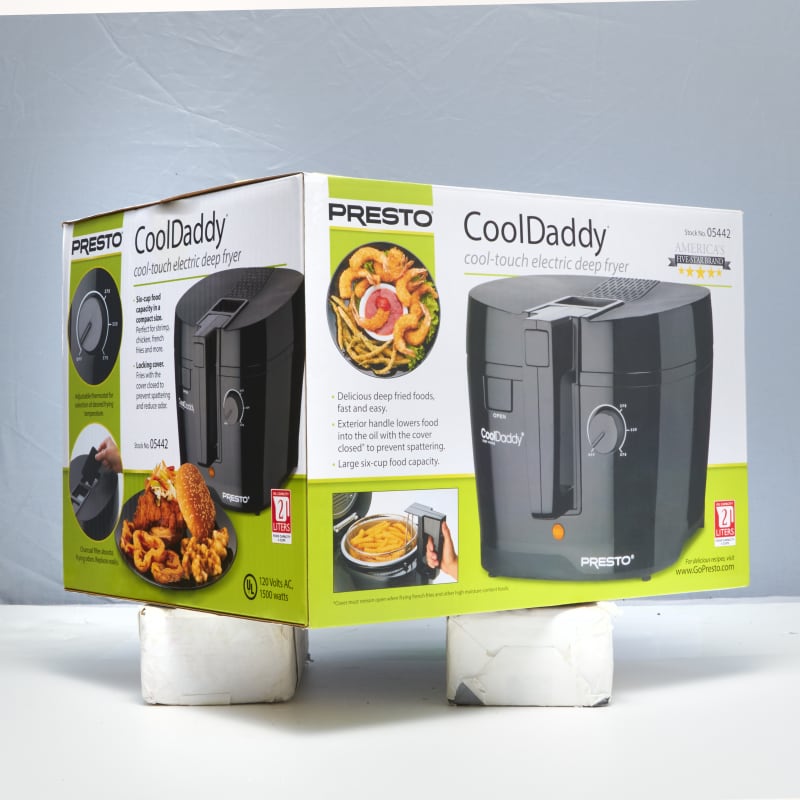 CoolDaddy Deep Fryer Black by Presto at Fleet Farm