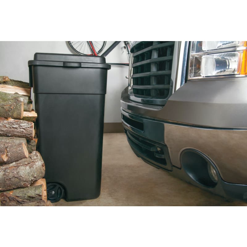 Rubbermaid Double Handle Wheeled Trash Can