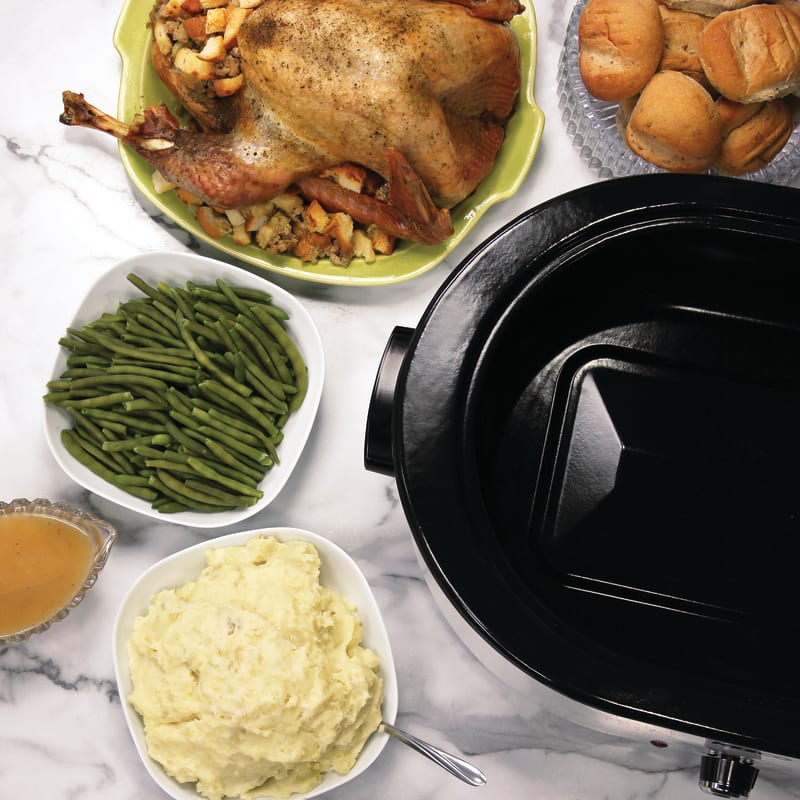 18 qt White Roaster Oven by Nesco at Fleet Farm