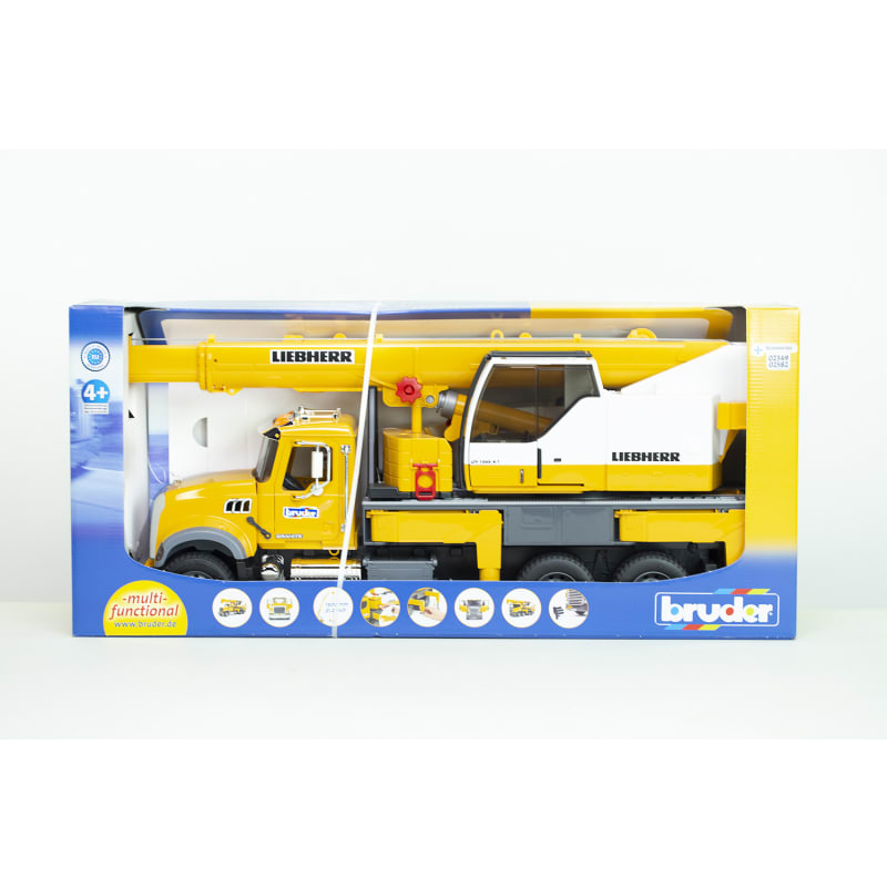 Bruder mack granite crane truck top