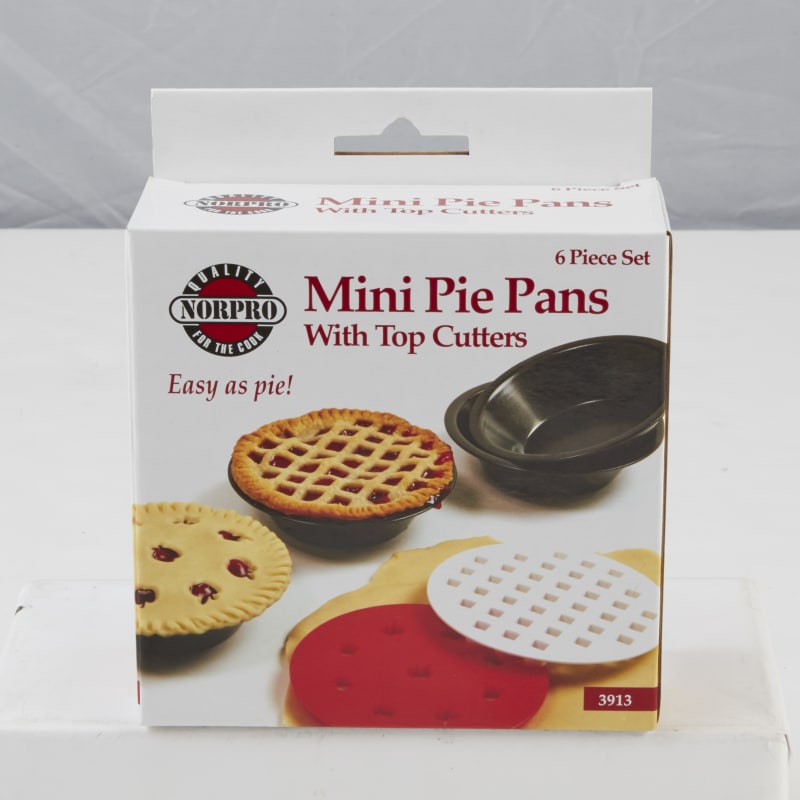 Norpro Set of 4 Mini Pie Pans & 2 Pie Top Cutters