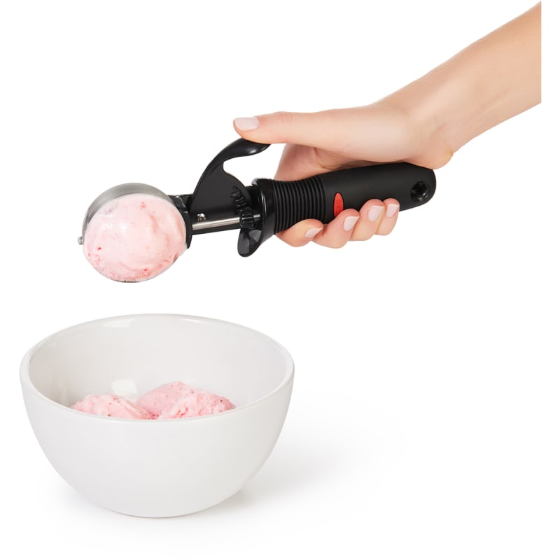 OXO Soft Works Trigger Scoop