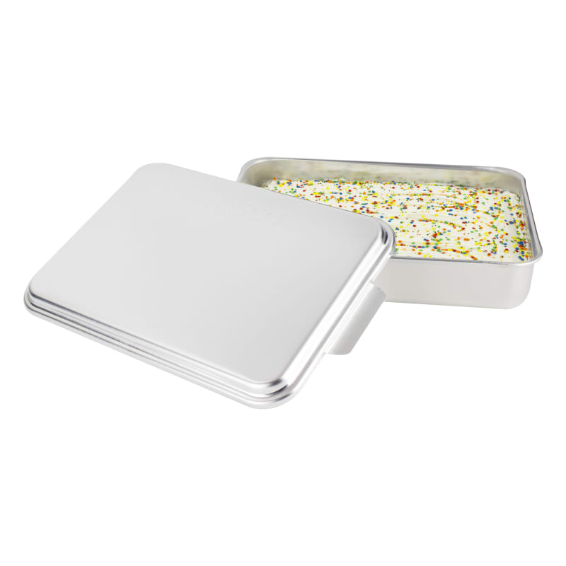 Naturals® 9 Square Cake Pan with Lid, Aluminum Cake Pan