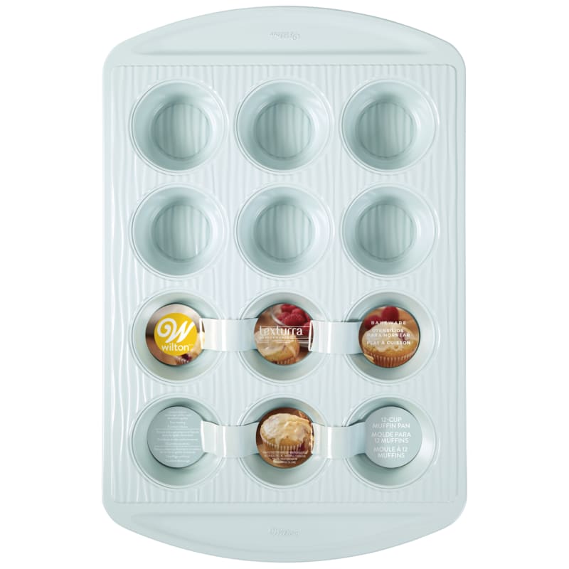 12-Cup Muffin Pan w/ Cover by Wilton at Fleet Farm