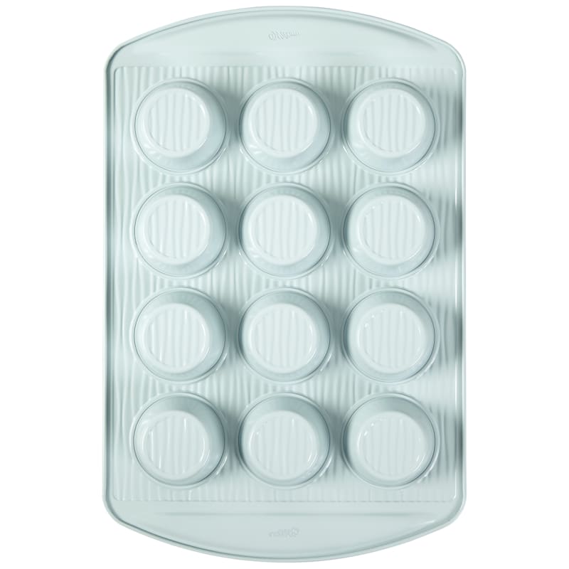 Wilton Muffin Pan, 12 Cup