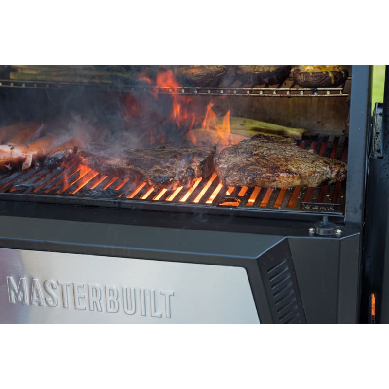 Gravity Series 560 Digital Charcoal Grill & Smoker