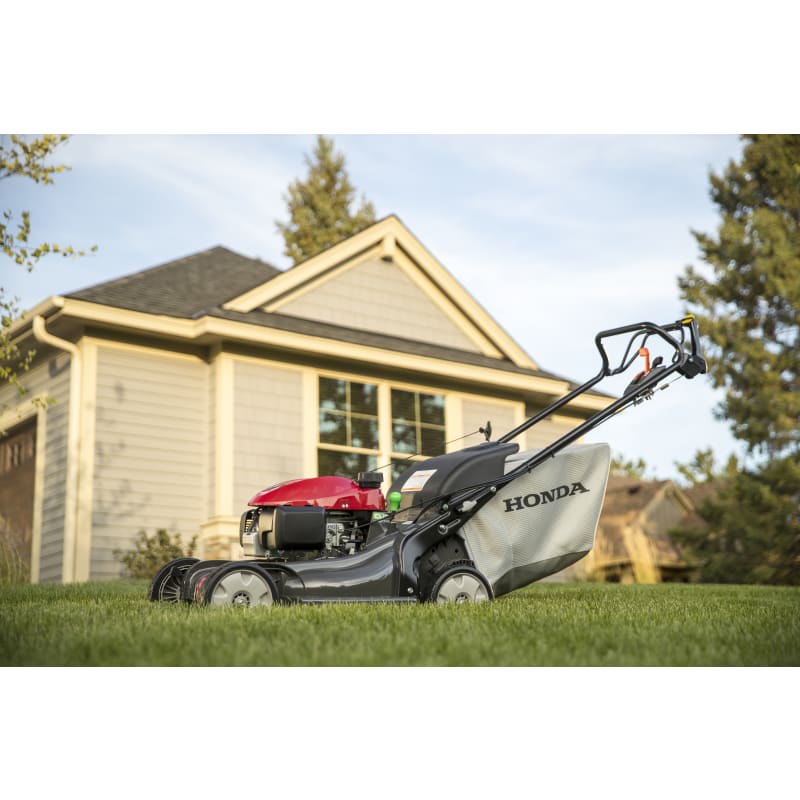 21 in. 200cc 3 in 1 Cruise Control Gas Self Propelled Lawn Mower by Honda at Fleet Farm