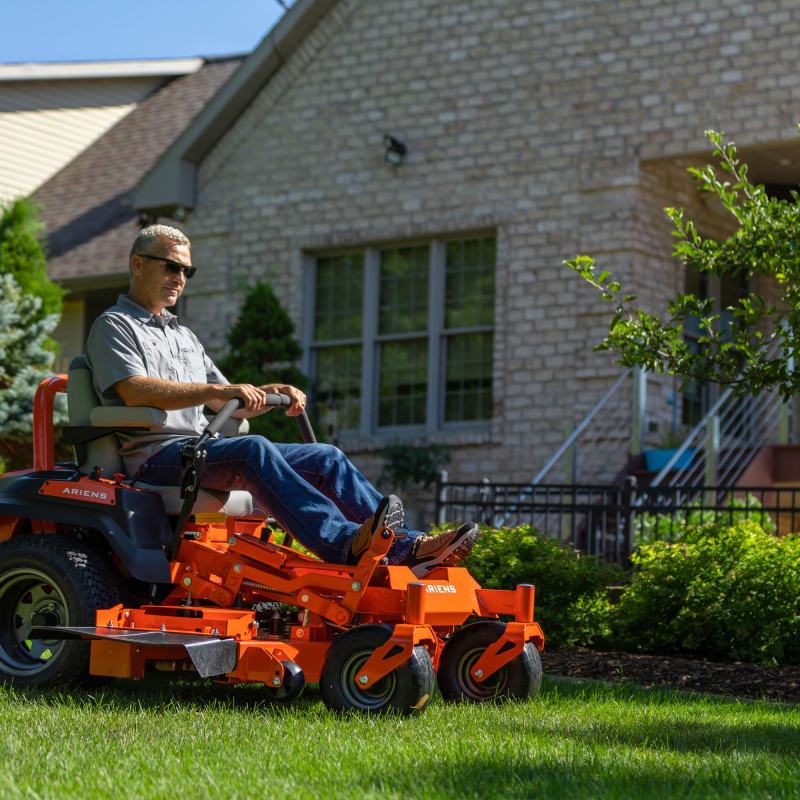 Riding lawn mowers fleet farm 2025