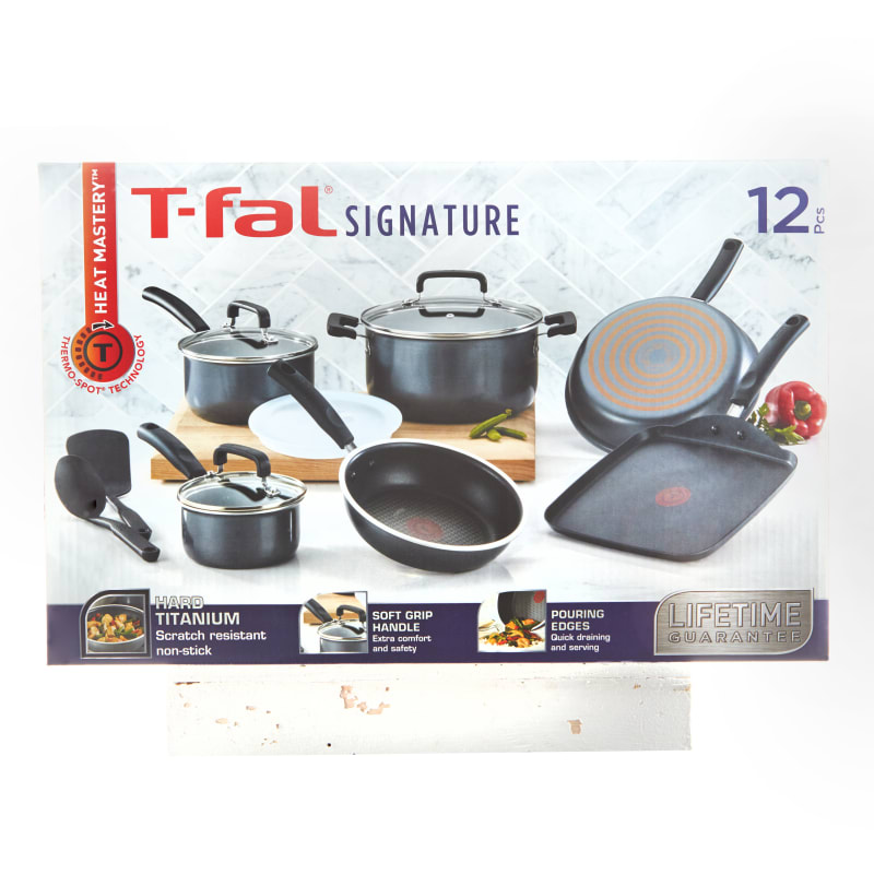 T-fal 12-Piece Signature Aluminum Cookware Set with Lids at