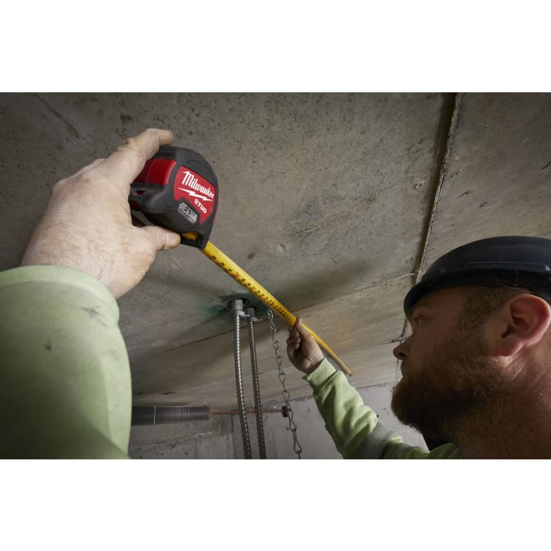 Milwaukee Tape Measure Review - Innovative Features for a Durable Tape